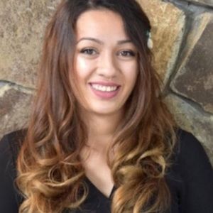 Meet your Posher, Lelani